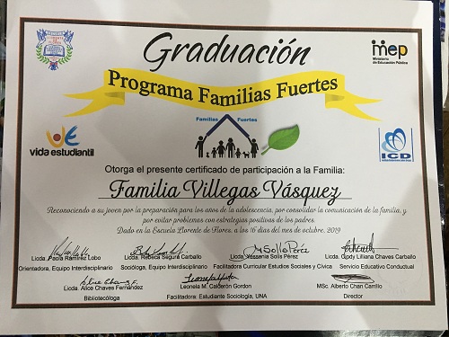 Graduación 2019 Familias Fuertes Escuela Llorente de Tibás